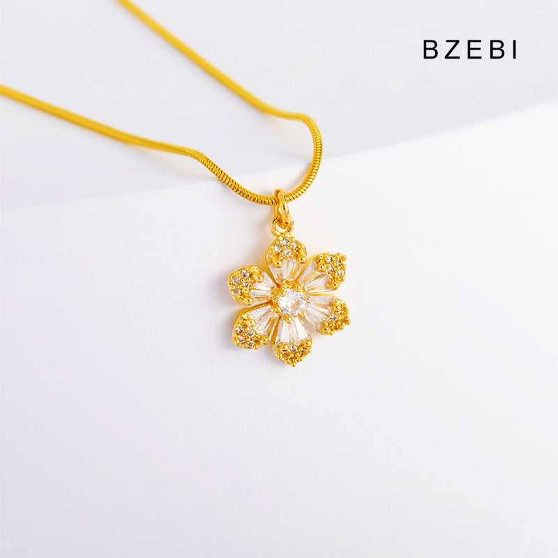 18k Light Luxury Six Page Flower Necklace