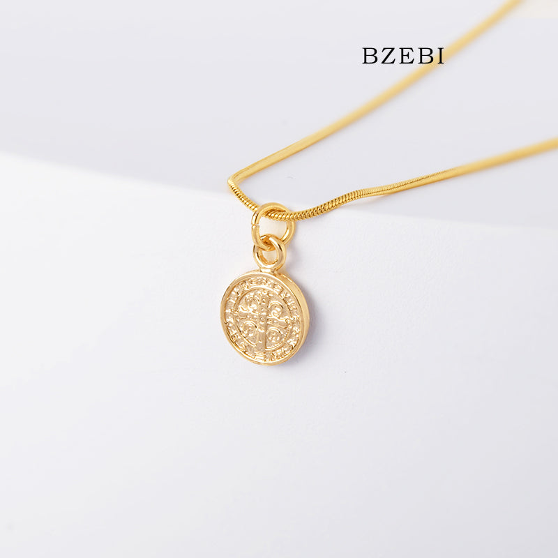 Light luxury round coin cross necklace