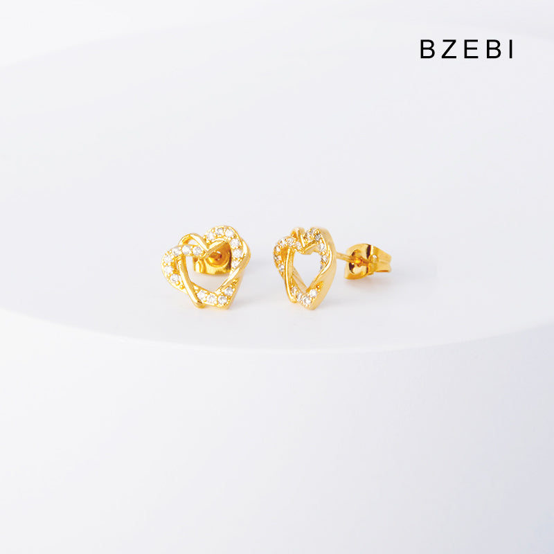 BZEBI14k Love Heart Buckle Twin Earrings